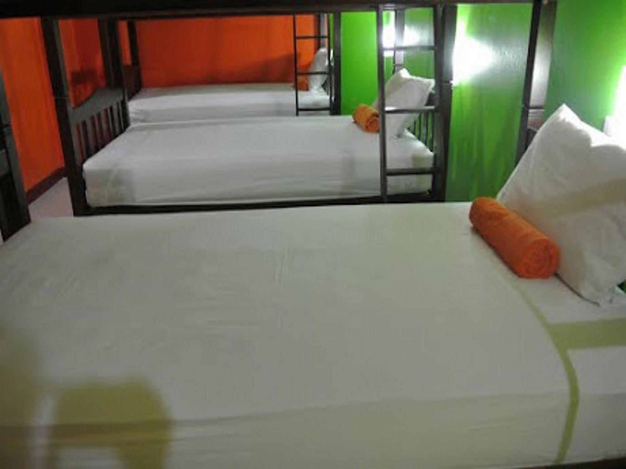 Patong 新罗芭东旅馆旅舍 外观 照片